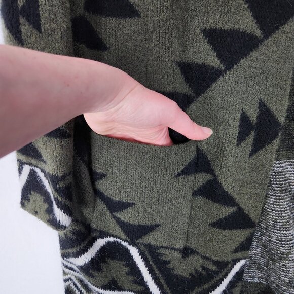 Frye Sweater Womens Large Green Black The Cozy Aztec Open Front Long Cardigan - Picture 3 of 10